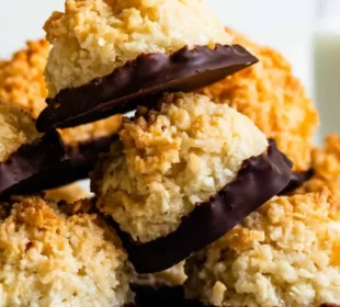 Macaroon Cookies: From Classic Coconut to Chocolate and Gluten-Free