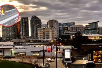 Car Fire Closes I-405 Lanes in South Bellevue, 2026