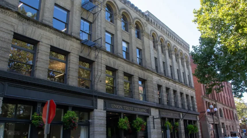 Exploring Historic Pioneer Square in Seattle Guide