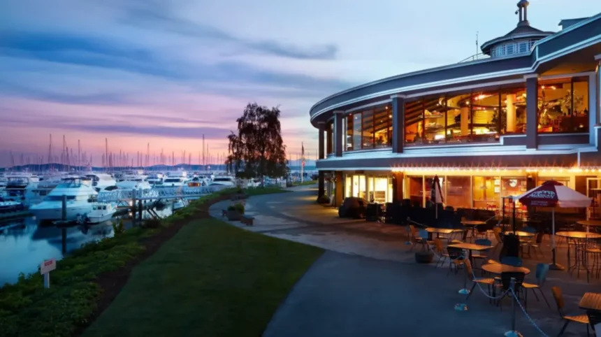 Best Waterfront Dining Spots Near Mercer Island